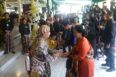 Jokowi-Iriana Hadir 10 Menit di Pernikahan Putra Pakualam X