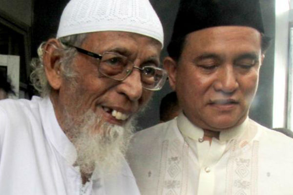 Kaki Bengkak, Baasyir Jalani Pemeriksaan Kesehatan di RSCM