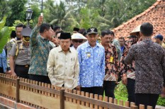 Hati-Hati! Mempertahankan Tiket Pesawat Murah Malah Bikin Gulung Tikar