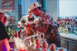 Slide Bar Artotel Ramaikan Hiburan di Jogja Utara