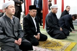 Jusuf Kalla Terkesan dengan Salat Sunah saat Jumatan di China