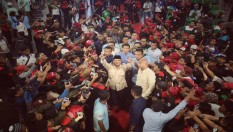 Di Hadapan Buruh, Prabowo Berpantun tentang Pilpres