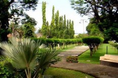 Suhu Panas Semakin Berkurang, Kota Surabaya Tambah 70 Taman Baru
