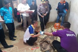 Diduga Depresi, Kakek 84 Tahun di Ponorogo Gantung Diri