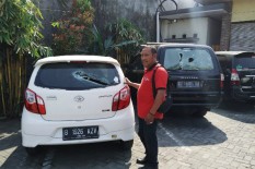 6 Mobil di Rumah Indekos Dirusak Orang Tak Dikenal