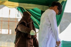 3 Pasangan Nonmuhrim Dihukum Cambuk karena Mesum