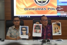 Polisi Izinkan Abu Rara dan Istri Menengok Putrinya