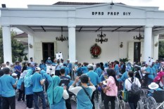 Ratusan Penderita Strok Jalan Kaki Bareng di Malioboro
