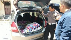 Kepergok Mesum Dalam Mobil di Parkiran Mal Solo, Pasangan Ini Kabur Tabrak Satpam