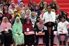 Pemerintah Serahkan Bantuan PKH Lebih Cepat karena Ada Wabah Corona