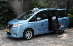 Sediakan Taksi untuk Penumpang Difabel, Bluebird Group Raih Penghargaan dari MURI