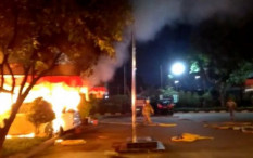 Mapolsek Ciracas Diserang dan Dibakar, Polisi Periksa Rekaman CCTV Sekitar Lokasi