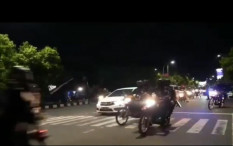 Antisipasi Konvoi Massa, Aparat Siaga di Mapolresta dan Plaza Manahan Solo