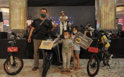 Pengunjung Setia Sleman City Hall Dapatkan Grandprize Motor saat Pengundian SCH Shopsational