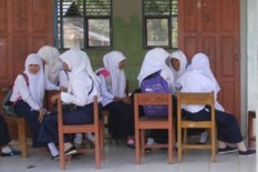Pakar: Pemaksaan Seragam Sekolah Berdampak Pada Kesehatan Mental Siswa