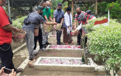 Amien Rais dan Istri Kini Punya Akun Youtube, Isinya Resep Masakan - Harian Jogja