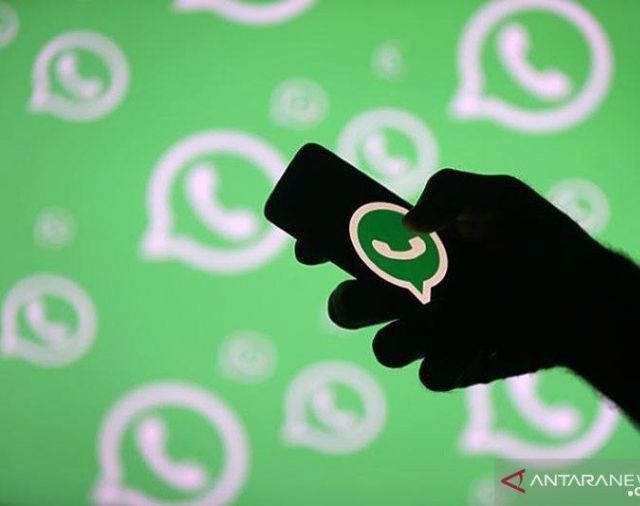 CEK FAKTA: Terima Stiker di Whatsapp Dikenakan Biaya Tambahan?