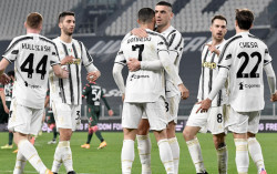 Liga Italia : Habisi Crotone, Juventus Dekati Peringkat Inter & Milan