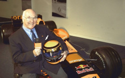 Komentator F1 Legendaris Murray Walker Meninggal Dunia di Usia 97 Tahun