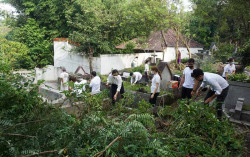 Cheng Beng di Makam Gunung Sempu Wujud Penghormatan pada Leluhur