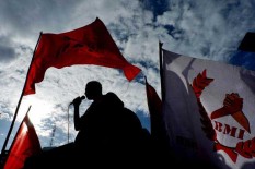 Jokowi Sebut Buruh 'Aset' Besar Bangsa, Buruh Tetap Protes UU Ciptaker