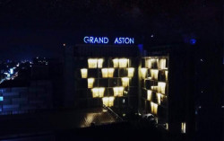 70 Hotel di Jogja Kembali Menyalakan Lampu Berbentuk Hati