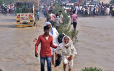 Banjir Bandang India dan Nepal Tewaskan Lebih 100 Orang