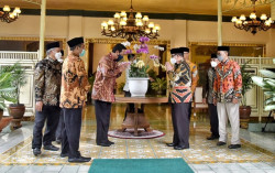 Berkunjung ke Kepatihan, Politikus PKS Salim Segaf Minta Nasehat Sultan HB X