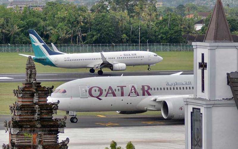 Pesawat Pecah Ban, Bandara Ngurah Rai Tutup Sejam