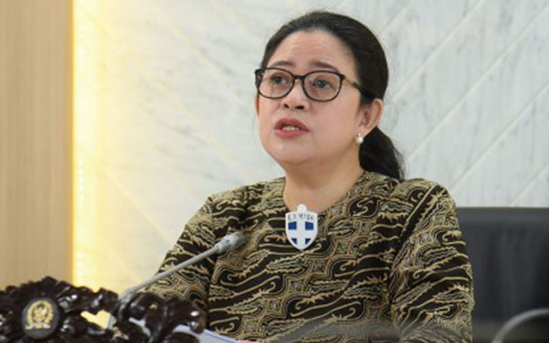Wajah Puan Wajib Dipasang di Kantong Sembako, Formappi: Kampanye Dini Pilpres 2024?