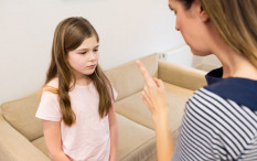Tips Hilangkan Coretan Krayon di Dinding Rumah 
