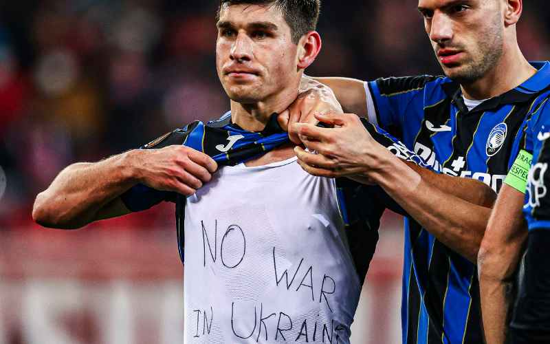 Gelandang Atalanta Jadikan Liga Europa sebagai Panggung Kecaman Serangan Rusia ke Ukraina