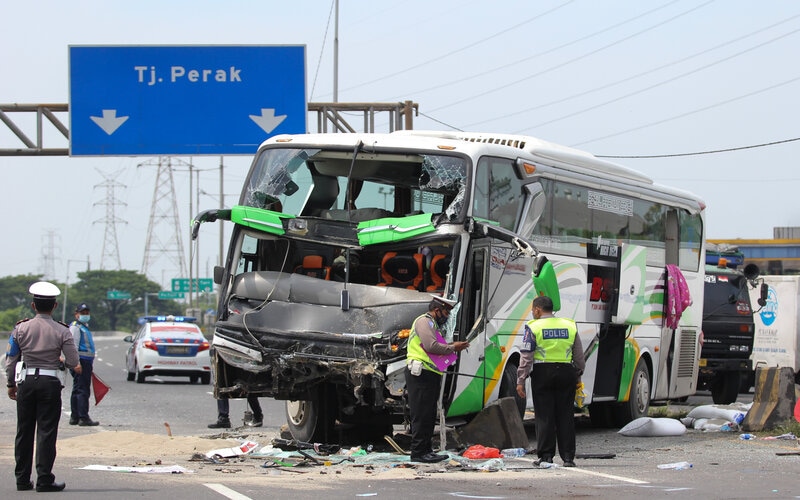 Laka Tragis Truk di Jalan Tol Surabaya, Penumpang Memaksa Merebut Kemudi dan Teriak Ingin Mati