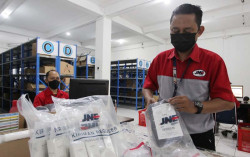 Promo Gedhen, Diskon 40 Persen Kirim Barang Pakai JNE
