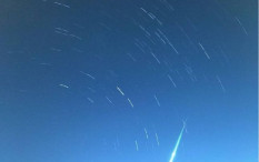 Hujan Meteor Ternyata Munculkan Puluhan Kawah Besar di Bumi