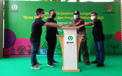 Gojek Bantu Naikan Omzet Pedagang SiBakul Selama Pandemi