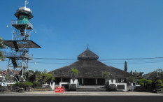 PPKM Luar Jawa-Bali Diperpanjang, Tarawih Boleh Luring