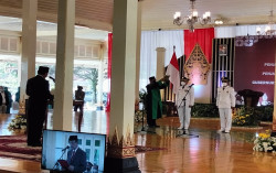 Sah! Sumadi Dilantik Jadi Penjabat Wali Kota Jogja, Tri Saktiyana Bupati Kulonprogo