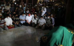 Buya Syafii Berpulang, Ganjar Langsung Datangi Masjid Gedhe Kauman Jogja