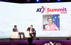 Menjadi Panelis dalam ATxSummit di Singapura, Menko Airlangga Tegaskan Peran Kunci Inovasi Digital