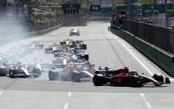Formula 1: Miris, Duet Ferrari Gagal Finis di Azerbaijan