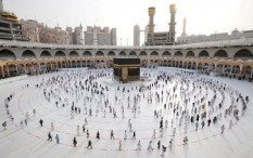 264 Jemaah Haji Khusus Tiba di Arab, Apa Itu Haji Khusus?