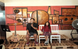 Penyanyi Cilik Jogja Kinan Syafiri Targetkan 100.000 Viewer YouTube
