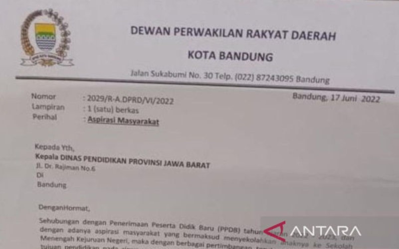 Parah! Anggota DPRD Bandung Bikin Surat Resmi Titip Siswa ke Sekolah Negeri