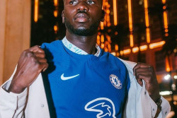Chelsea Resmi Rekrut Kalidou Koulibaly dengan Kontrak 4 Tahun
