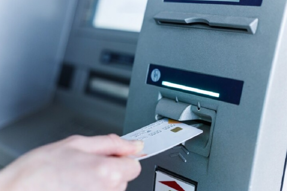 Pengamat Ramalkan Kartu ATM dan Debit Bakal Hilang 5 Tahun ke Depan