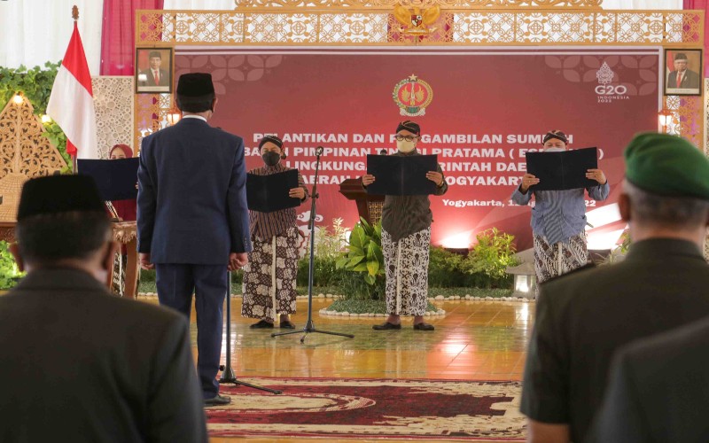 Lantik 4 Pejabat Eselon II, Sultan Ingatkan soal Panca Mulia