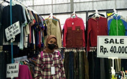 Baju Bekas Impor Miliaran Rupiah Dibakar, Pedagang Awul-awul Jogja Meradang
