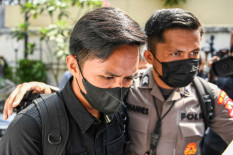 Mantan Pengacara Bharada E Gugat Kapolri dan Kabareskrim Rp15 Miliar!