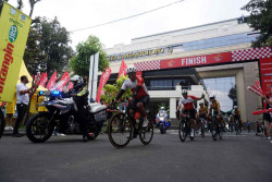 1.350 Pesepeda Mengikuti Antangin Tour De Ambarrukmo 2022